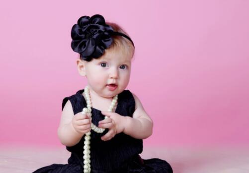 女孩用“琬”字起名好聽(tīng)的名字大全